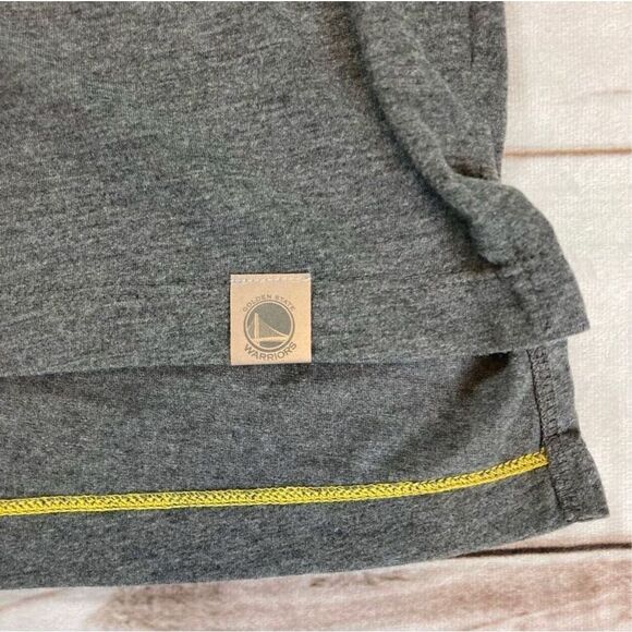 The Nike Tee Dri-Fit Golden State Warriors Gray Ombré Shirt Size Medium - Picture 9 of 13
